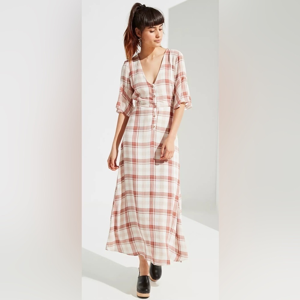 NEW Urban Outfitters Wear Everywhere Plaid Button-Down Maxi Dress V-Neck Sz S